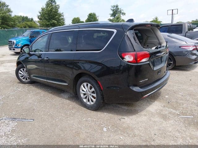 2018 CHRYSLER PACIFICA TOURING L 3