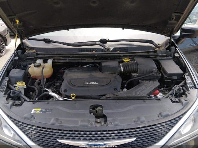 2018 CHRYSLER PACIFICA TOURING L 10