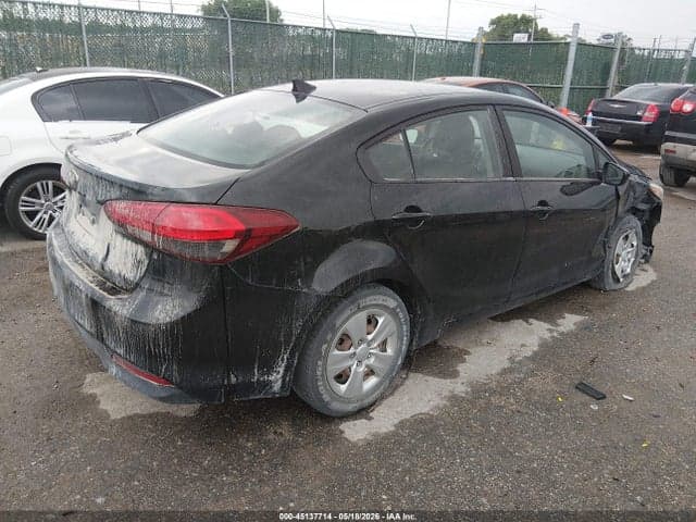 2017 KIA FORTE LX 4