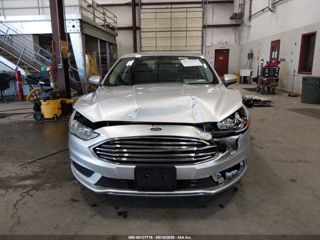 2017 FORD FUSION SE 13