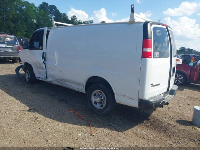 2017 CHEVROLET EXPRESS G2500 3