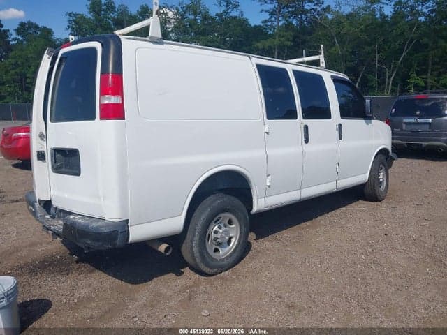 2017 CHEVROLET EXPRESS G2500 4