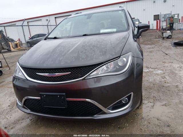 2020 CHRYSLER PACIFICA TOURING L 12