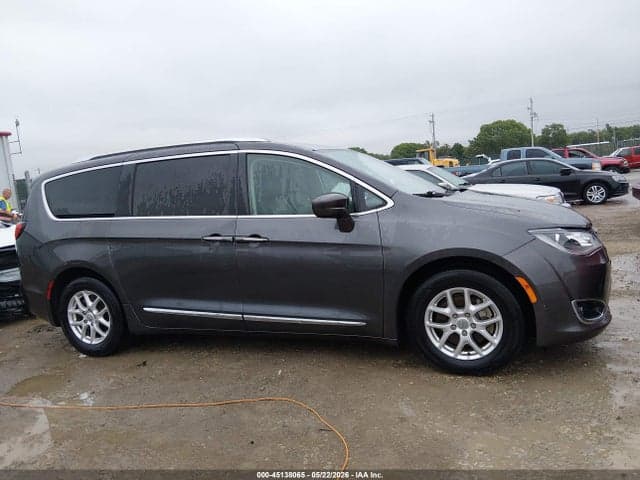 2020 CHRYSLER PACIFICA TOURING L 13