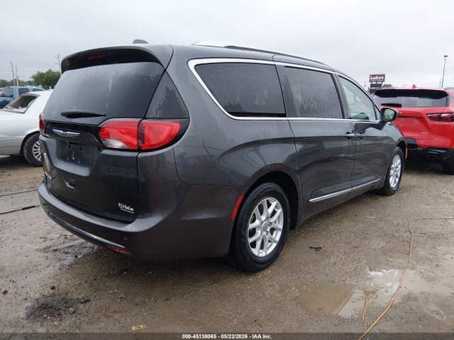2020 CHRYSLER PACIFICA TOURING L 4