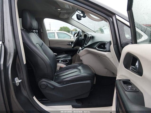 2020 CHRYSLER PACIFICA TOURING L 5