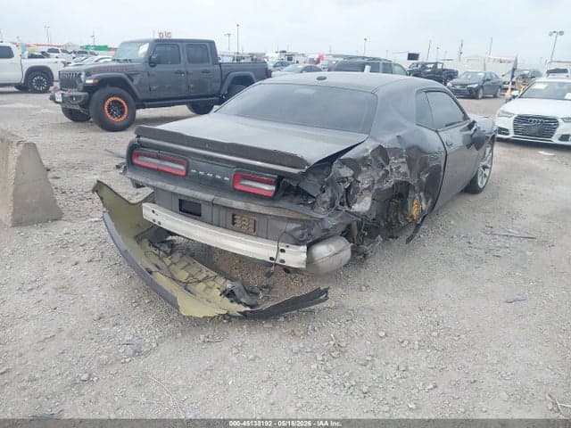 2022 DODGE CHALLENGER GT 4