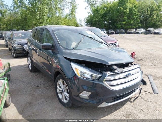 2019 FORD ESCAPE SE 1