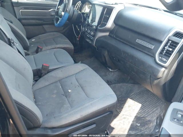 2022 RAM 1500 BIG HORN 4X4 6'4 BOX 5