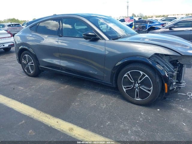 2023 FORD MUSTANG MACH-E PREMIUM 1