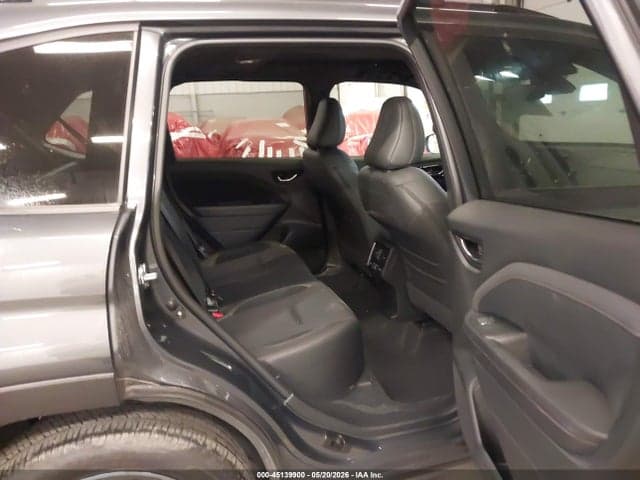 2025 SUBARU FORESTER TOURING 8