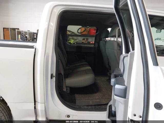 2017 FORD F-150 XL 8