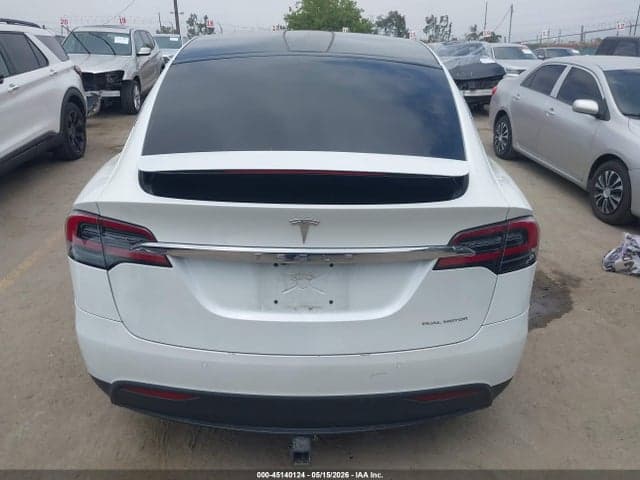 2020 TESLA MODEL X 17