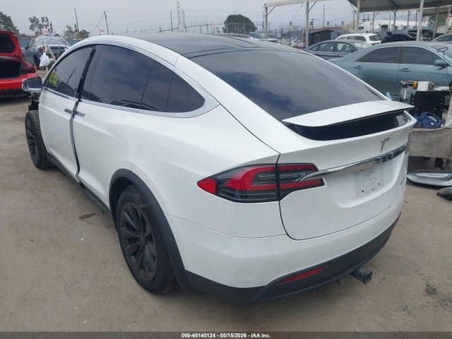 2020 TESLA MODEL X 3