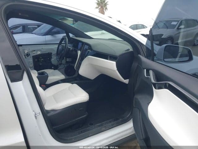 2020 TESLA MODEL X 5