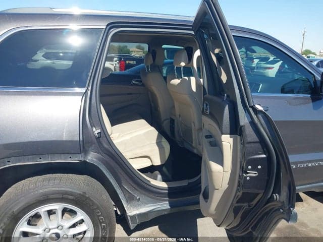 2019 JEEP GRAND CHEROKEE LAREDO E 4X2 8