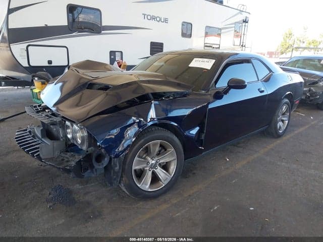 2017 DODGE CHALLENGER SXT 2