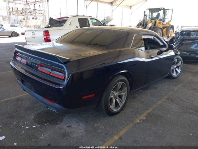 2017 DODGE CHALLENGER SXT 4