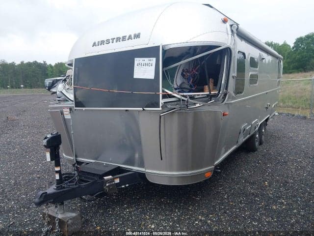 2025 AIRSTREAM POTTERY 2