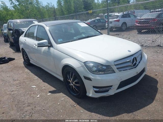 2012 MERCEDES-BENZ C 300