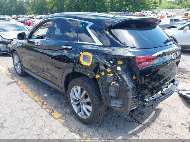 2021 INFINITI QX50 LUXE 3