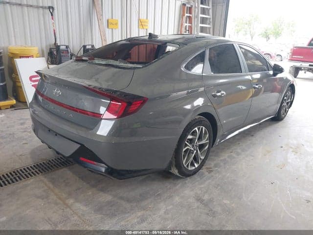 2022 HYUNDAI SONATA SEL 4