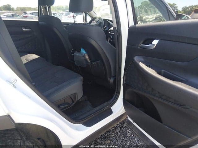 2020 HYUNDAI SANTA FE SE 8