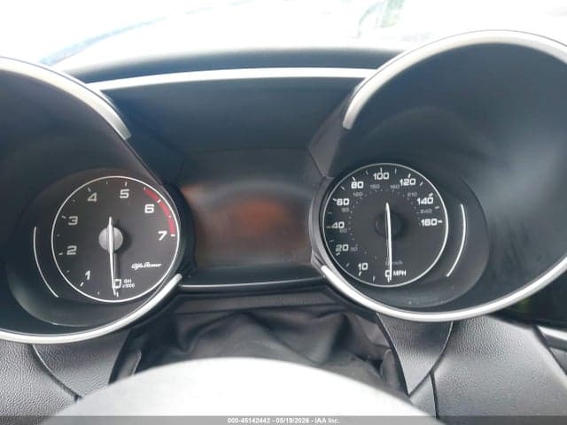 2022 ALFA ROMEO GIULIA VELOCE AWD 7