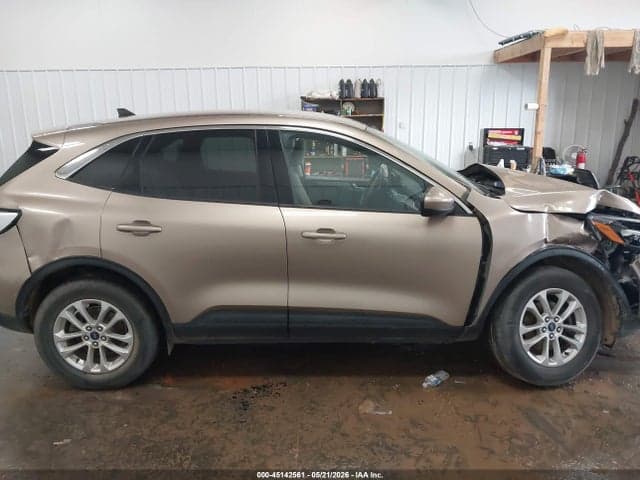 2021 FORD ESCAPE SE 13
