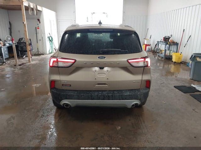 2021 FORD ESCAPE SE 16