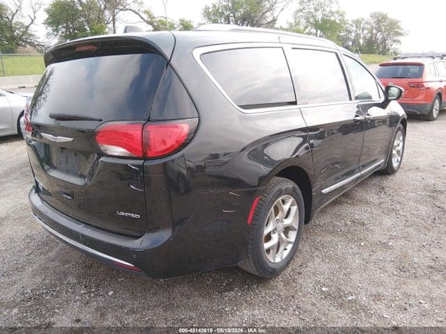 2020 CHRYSLER PACIFICA LIMITED 4