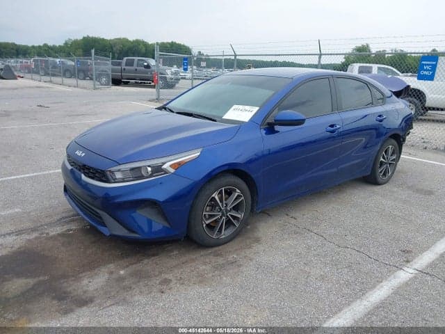 2023 KIA FORTE LXS 2