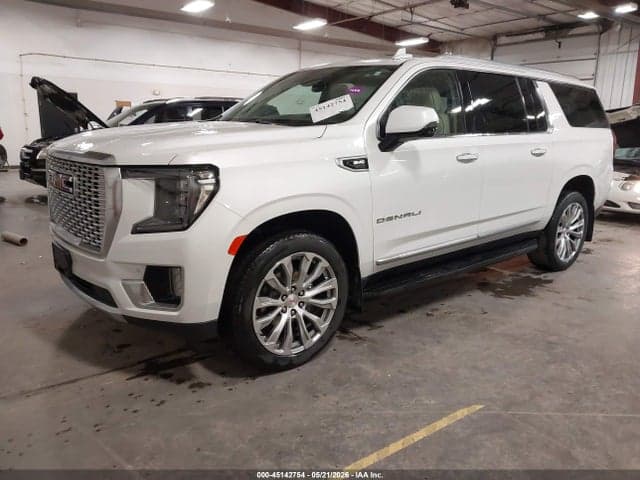 2022 GMC YUKON XL 4WD DENALI 2