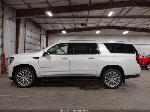 2022 GMC YUKON XL 4WD DENALI 14