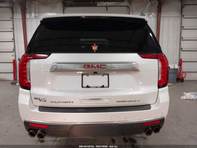 2022 GMC YUKON XL 4WD DENALI 16