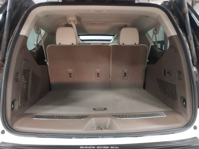 2022 GMC YUKON XL 4WD DENALI 17