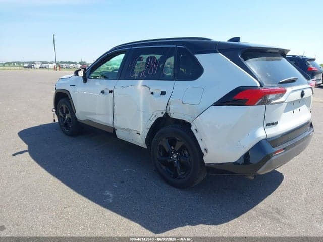 2020 TOYOTA RAV4 HYBRID XSE 3