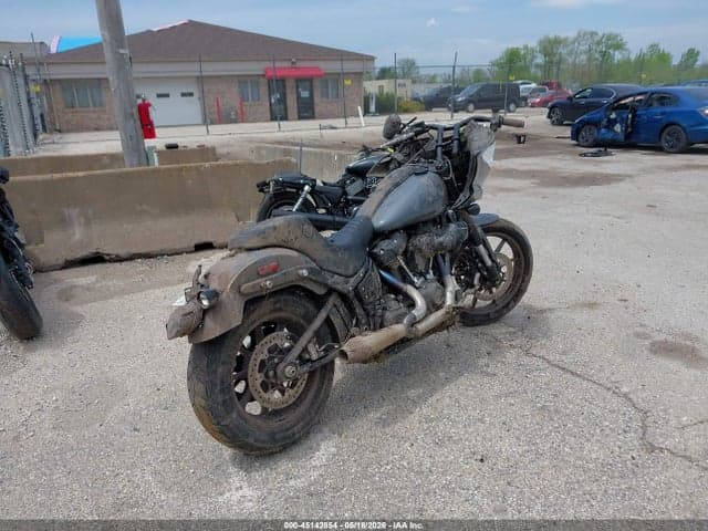 2022 HARLEY-DAVIDSON FXLRST 4