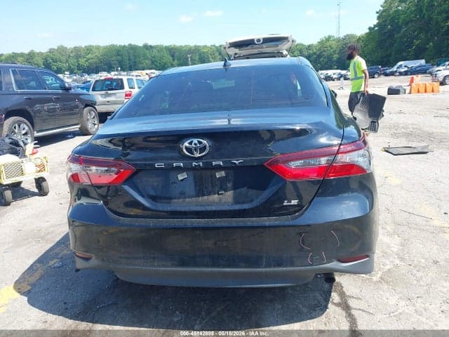 2024 TOYOTA CAMRY LE 17