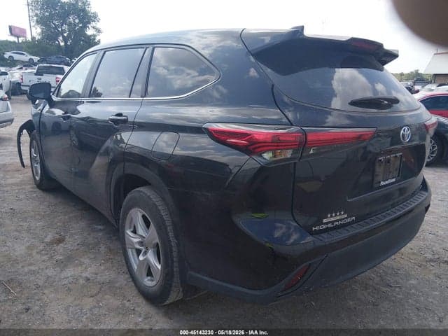 2023 TOYOTA HIGHLANDER HYBRID LE 3