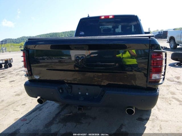 2019 RAM 1500 CLASSIC WARLOCK 4X4 5'7 BOX 17