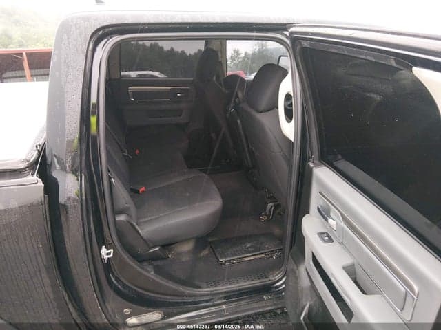 2019 RAM 1500 CLASSIC WARLOCK 4X4 5'7 BOX 8