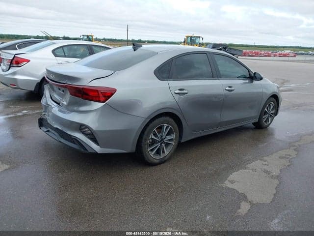2023 KIA FORTE LXS 4