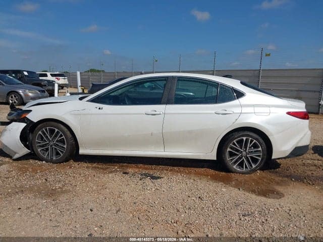 2026 TOYOTA CAMRY XLE 13