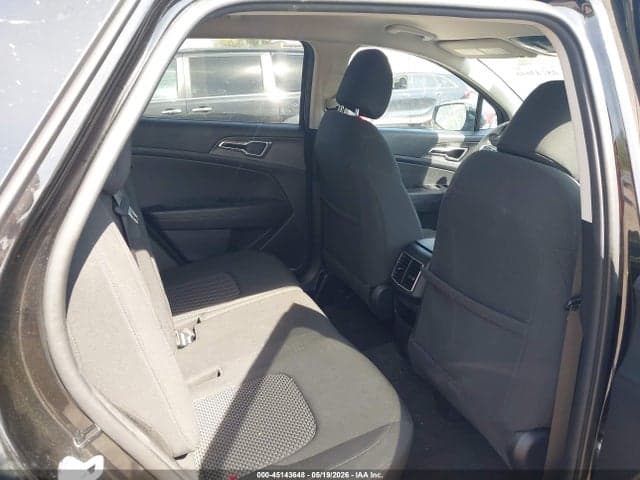 2023 KIA SPORTAGE LX 8