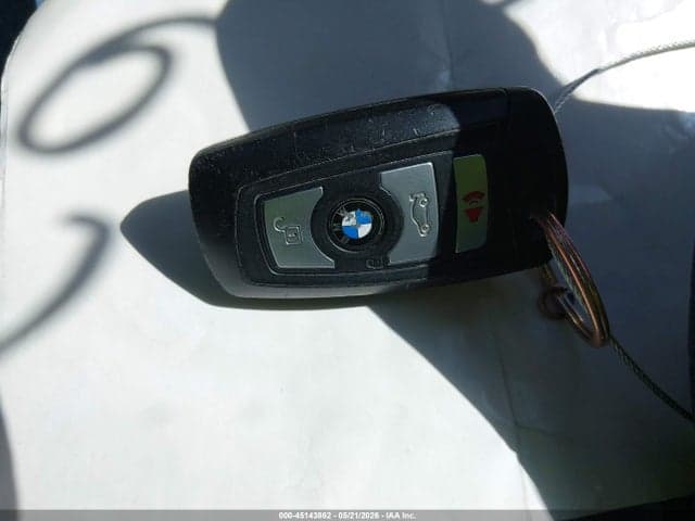 2017 BMW 320I 11