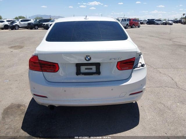 2017 BMW 320I 17