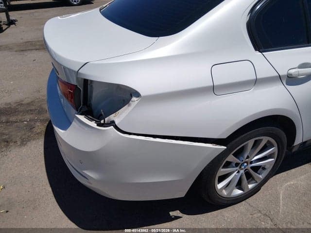 2017 BMW 320I 19