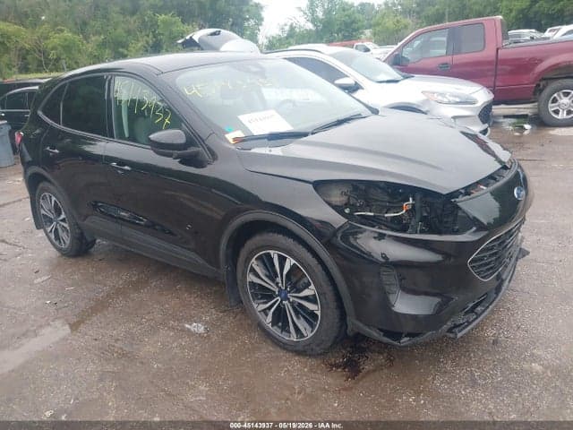 2021 FORD ESCAPE SE 1