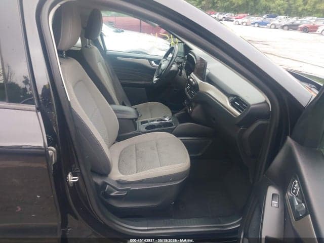 2021 FORD ESCAPE SE 5